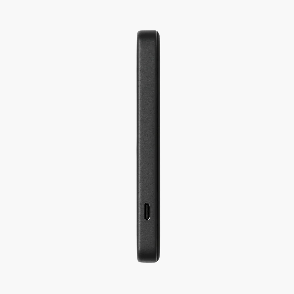 MagCharge Slim Wireless Power Bank